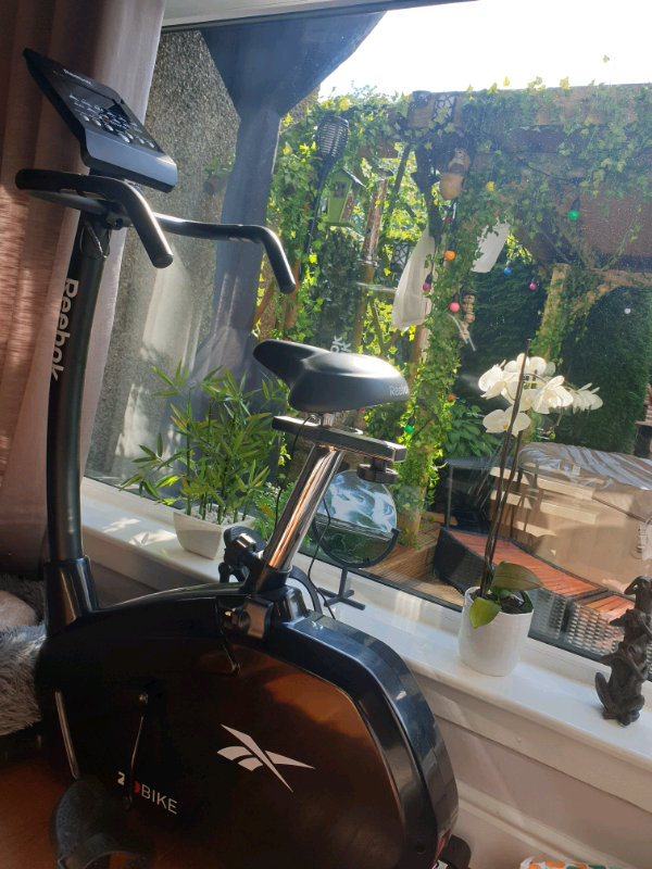 reebok z9 exercise bike